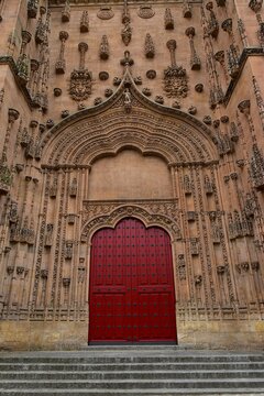 La porte nord de la cath&eacute;drale Notre-Dame de l&rsquo;Assomption de Salamanque