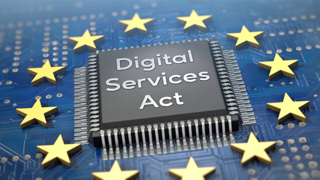 Symbolische Darstellung des Digital Services Act: Ein Chip steht f&uuml;r Technologie, umgeben von EU-Sternen als Zeichen f&uuml;r Regulierung und Kontrolle digitaler Plattformen
