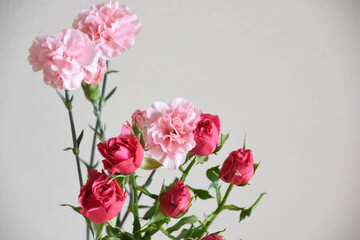 Fototapeta premium 薔薇とカーネーション