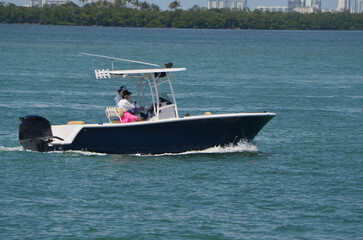 Obraz premium Center Console Sport Fishing Boat