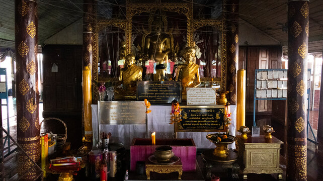 Ancient buddha Luang Pu Dern Hon Ikesaro in antique ubosot for thai people travelers travel visit respect pray in Wat Kaitae or Kai Tae Temple at Sam Khok on January 14, 2026 in Pathum Thani, Thailand