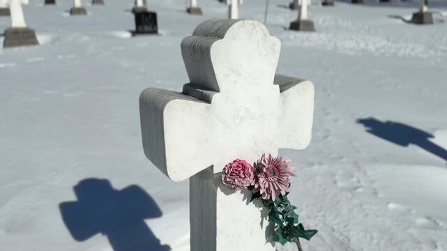 un cimeti&egrave;re en hiver, Qu&eacute;bec, Canada