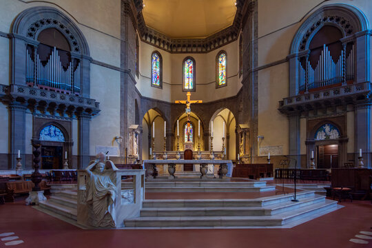 Interiors of Cathedral of Saint Mary of the Flower (Cattedrale di Santa Maria del Fiore) or Duomo di Firenze, Florence, Italy