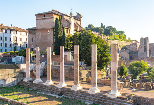 Temple of Antoninus and Faustina (Tempio di Antonino e Faustina) and ruins of Roman Forum, Rome, Italy