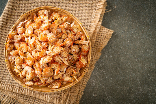 dried shrimps or dried salted prawn