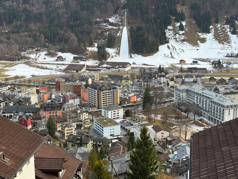 A fairytale winter atmosphere and a magnificent panorama on the mountine Swiss tourist resort of Engelberg, Switzerland - Eine m&auml;rchenhafte Winteratmosph&auml;re im Schweizer Bergkurort Engelberg, Schweiz