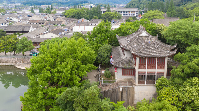 Historic Chinese Pavilion in Fenghua, Zhejiang - Traditional Architecture