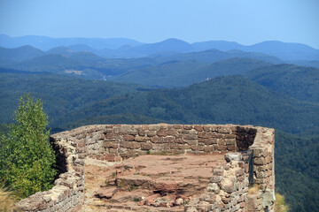 Obraz premium Vue sur les Vosges du nord