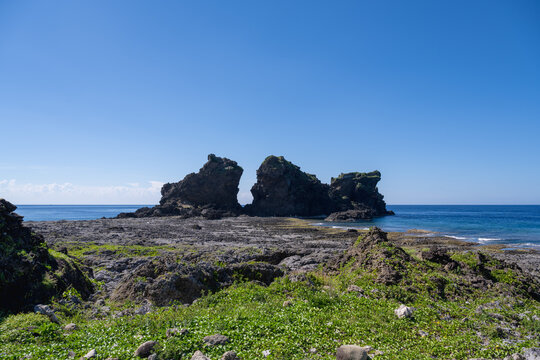 Lanyu, Taiwan: Twin Lions Rock, an andesite and basalt volcanic formation by the Pacific coast.