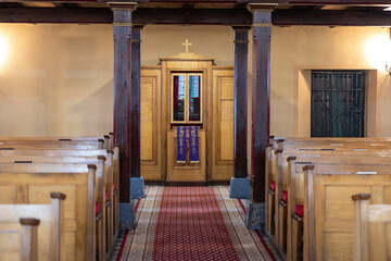 Konfesjonał w kościele katolickim do spowiedzi świętej. Kościół. © FotoDax