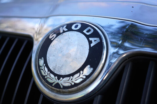 AUVERGNE, FRANCE - MARCH 19, 2026: Close-up of a vintage Skoda car logo on a chrome radiator grille