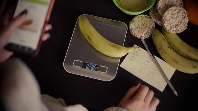 Tracking Calories. Counting Nutrients For Healthy Diet. Wellness Nutrition Management