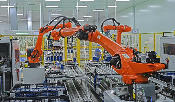 Industrial Robotic Arms Manufacturing Workshop Automation