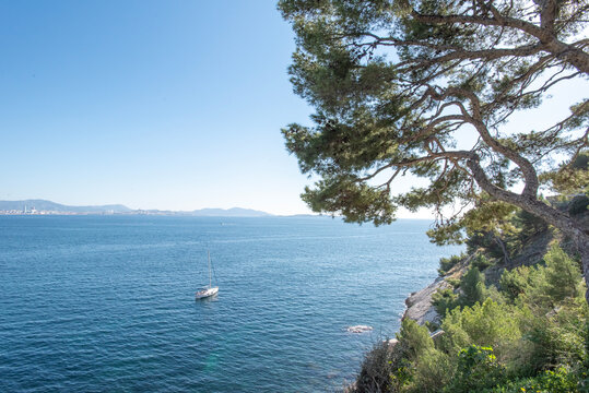 Jardin de Corbi&egrave;res, L&rsquo;estaque, Plage de la Lave Marseille, France