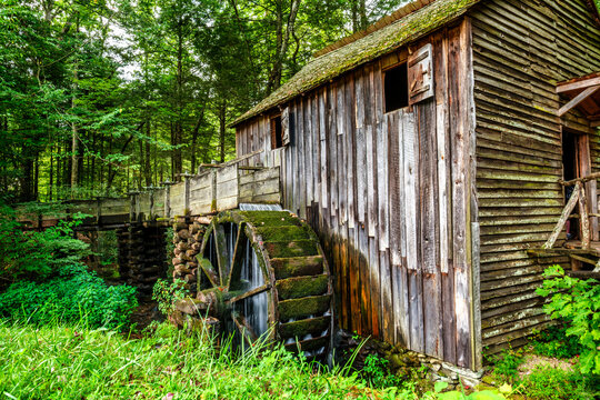 Discover the Rustic Beauty of an Old Water Mill in Cades Cove, Great Smoky Mountains National Park, Tennessee, USA