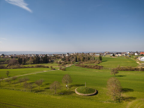 Weisel in Rheinland-Pfalz mit r&ouml;mischem Grabtumulus (2. Jh.) 