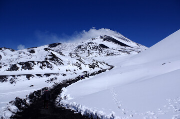 Neige sur l'Etna en Sicile  © Gwenaelle.R