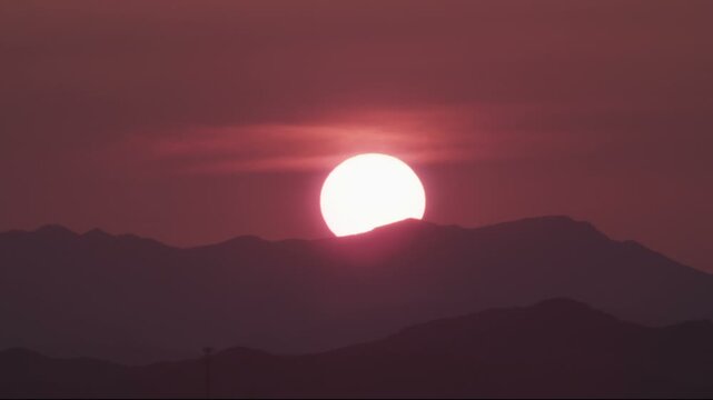 ともやま公園から見た夕日