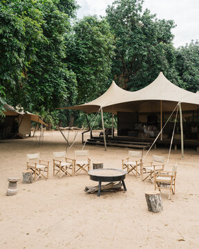 safari lodge