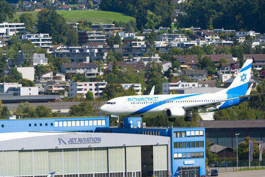 EL AL airplane type Boeing 737-800 registration 4X-EKH landing at Swiss Z&uuml;rich Airport on a sunny late summer day at Swiss Z&uuml;rich Airport. Photo taken September 15th, 2025, Zurich, Switzerland.
