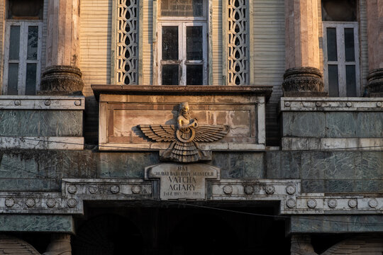 Parsi religious building facade with Faravahar symbol, historic architecture detail in Mumbai