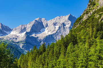 Obraz premium Landschaft im Rißtal nahe der Eng Alm in Österreich