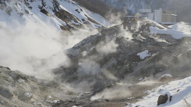 登別温泉の地獄谷