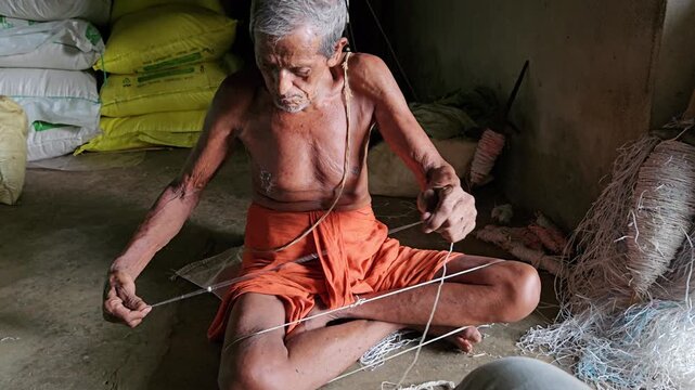 Elder Indian Brahmin Man Making Sacred Thread Janeyu, Traditional Yajnopavita Craft, Hindu Ritual Object Preparation, Cultural Heritage and Religious Practice Documentary 4K