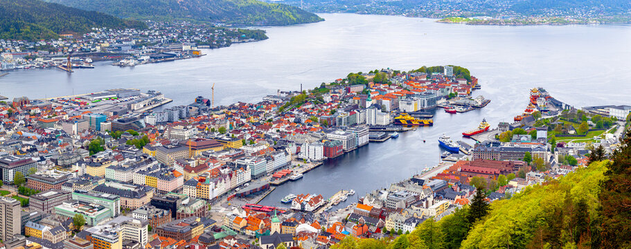 Panoramic aerial view of Bergen.