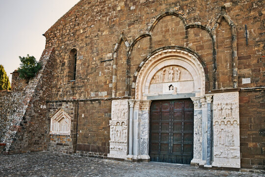 Fossacesia, Chieti, Abruzzo, Italy: ancient portal in the facade of the abbey of San Giovanni in Venere, medieval catholic church and monastery in Romanesque and Gothic style