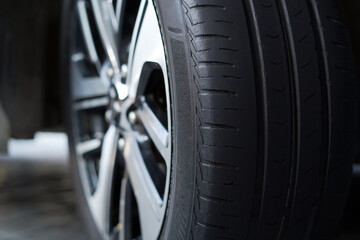 Used tires in good condition at affordable prices © Rattanakun