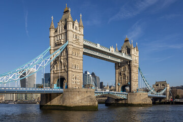 Obraz premium Tower Bridge and the River Thames in London 