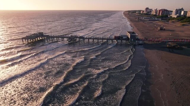 Sunrise on the beach of San Clemente del Tuy&uacute;, Buenos Aires, Argentina