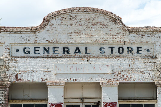 USA, NV, Eureka.  Old general store in small town Nevada.