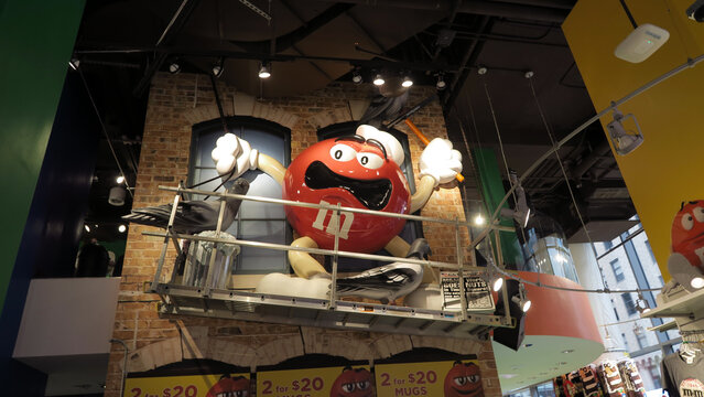 New York, USA. MM'S New York Store
was founded in 2006 and is located in the middle of Times Square.