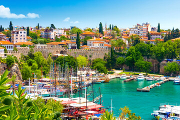 Fototapeta premium Panoramic view of the harbor of Alanya on a beautiful summer day. Alanya, Turkey 