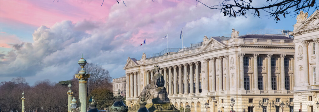 Paris, ancient building on the place de la Concorde
