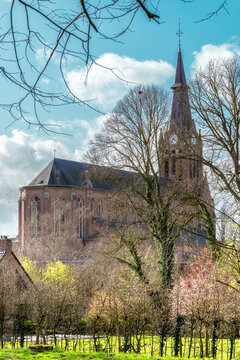Eglise de Godewaersvelde dans les Flandres