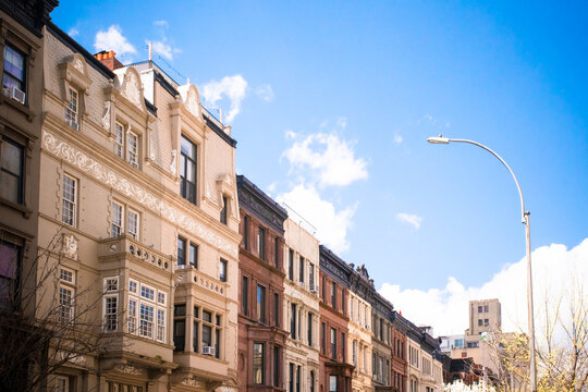 View of classic row of home featuring vintage New York City architecture 