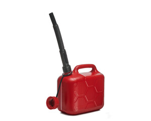 Czerwony plastikowy pojemnik, baniak na białym tle. © piotrszczepanek