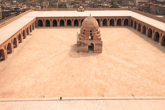 The Mosque of Ibn Tulun in Islamic Cairo, Egypt, was built between 876 and 879 CE by its namesake, Ahmad ibn Tulun.