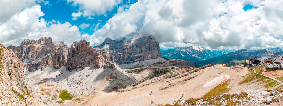 Tofane e montagne nei dintorni di Cotina d'Ampezzo