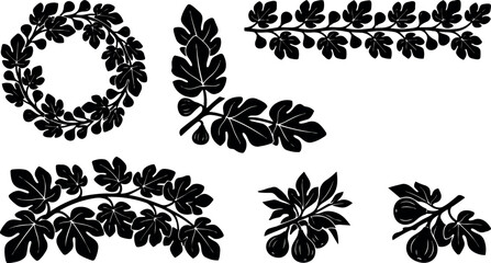Obraz premium Ivy wreaths and garlands with leaves and berries