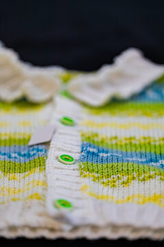 FRANCE-CRAFT-KNITTING-CROCHET-PREMATURE-BABY-CLOTHING-HANDMADE