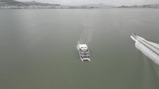 Barco Catamar&atilde; Florianopolis Santa Catarina Brazil