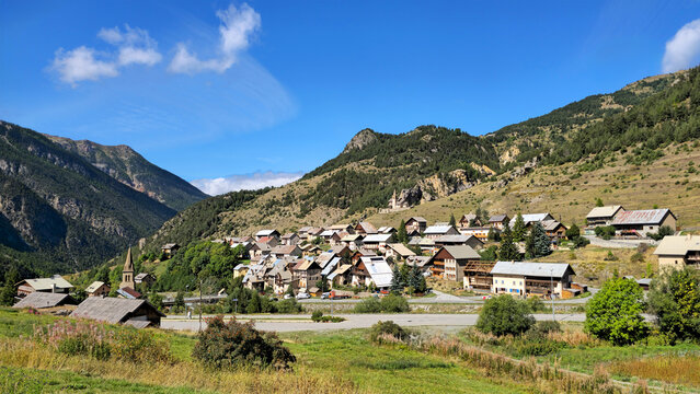 Mountain valley with small village Cervieres, Hautes-Alpes, Provence-Alpes-C&ocirc;te d&rsquo;Azur, France, Europe.