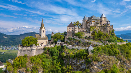 Panorama view of Hochosterwitz in Austria © dudlajzov