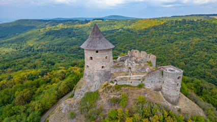 Fototapeta premium Somoska castle during a cloudy day, Slovakia