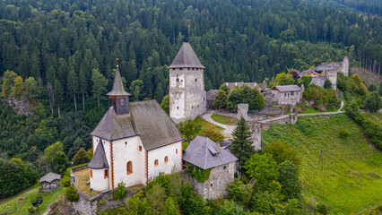 Fototapeta premium Petersberg castle at Friesach in Austria
