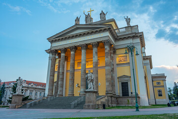 Obraz premium Sunset view of Cathedral Basilica of St. John the Apostle at Ege